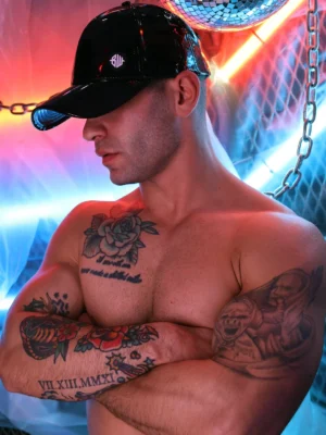 Cyber Holo Hat Blackbw02905 700458