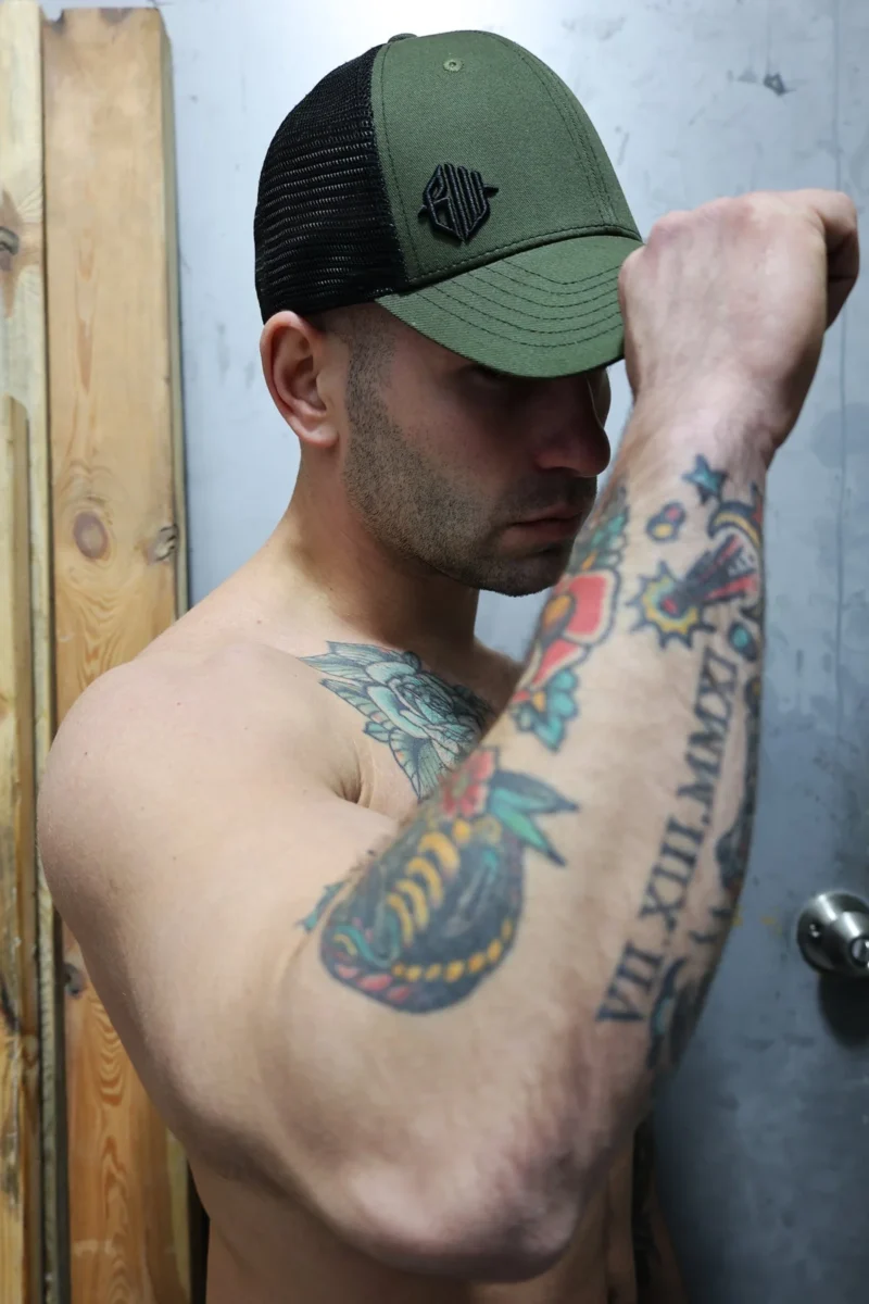 Dirty Trucker Hat2503 004breedwell 270792