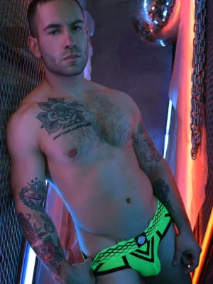 Revolution Brief2412 049breedwell 496723