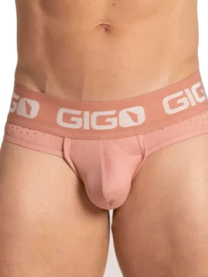 GU02 NUDE 2