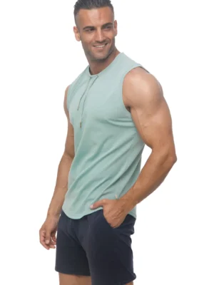 4570
