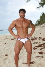 Homme White B7