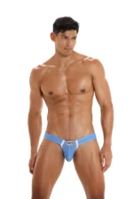 Oscarjockbluefront