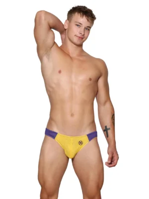Tahitibriefyellowfront