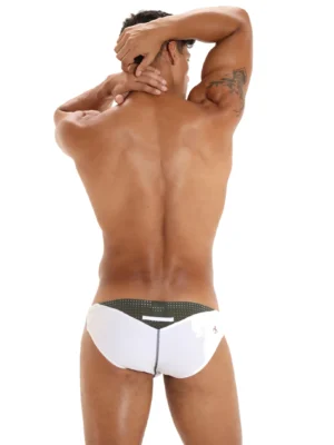 Umbrawhiteback 40917897 9cde 4854 956f 652e8e18ae22