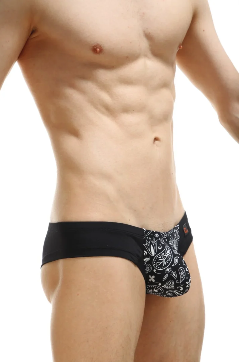 Shorty Macau Bandana 3 0aef11c7 Bbf8 4e66 8d5e A2f049666a68