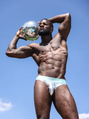 Sukrew 0083 C8f2c905 Ff9a 4b6c 836d 37525956d936