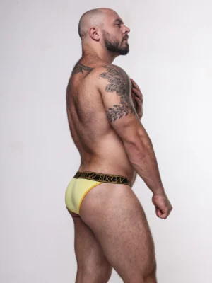 Sukrew 8772 B7995a28 F704 4d04 9431 0538858222c1