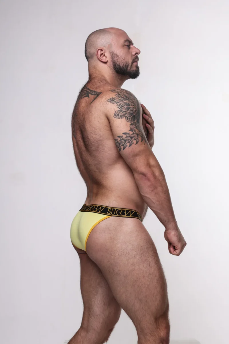 Sukrew 8772 B7995a28 F704 4d04 9431 0538858222c1