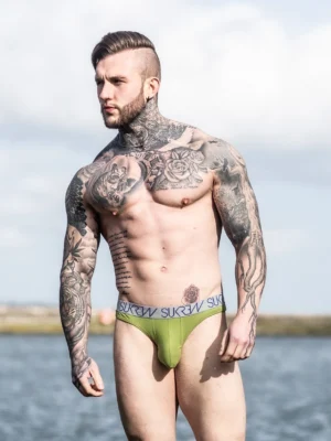 Classicthonggreenlifestylefront