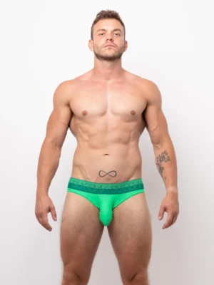 Selby Brief Front 0a27cbe1 B3b8 4a80 87dd Fa3d79c56314