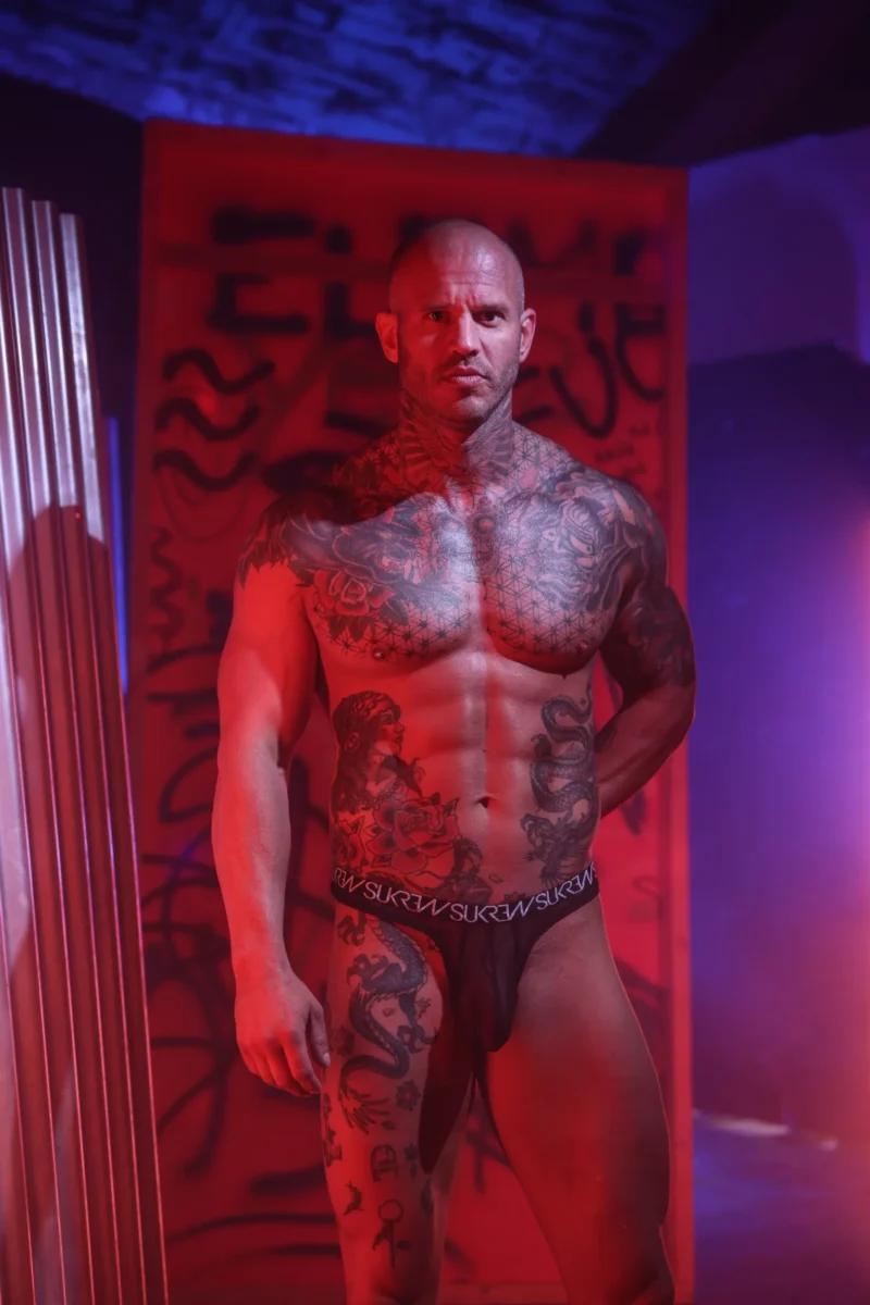 Sukrew 6038