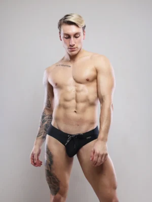 Sukrew 6826